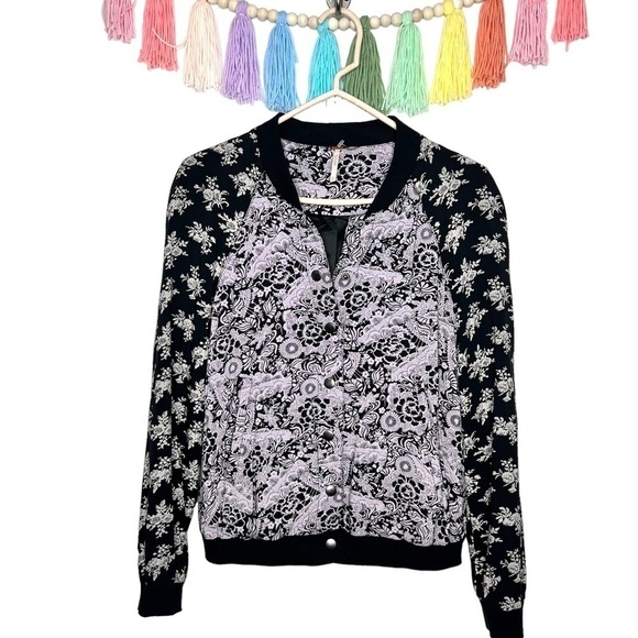 Free People Black and Purple Floral Snap Button Long Sleeve Bomber Jacket Small - Picture 1 of 16
